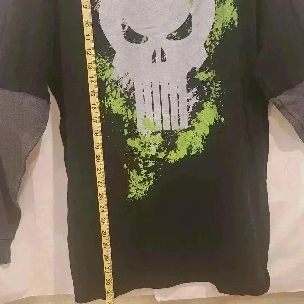 Marvel Punisher Tee Shirt  Long Sleeve 2 Tone Men's Size 2XL - Picture 3 of 3